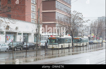 Trolley-Busse in Bukarest, Rumänien Stockfoto