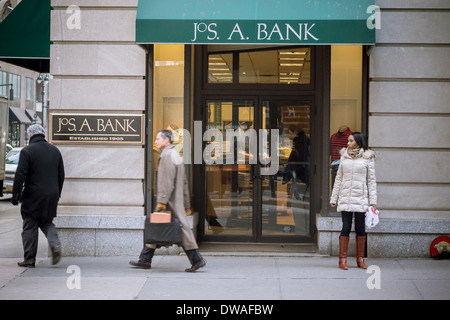 Wertaufbewahrungsmittel Jos. A. Bank Clothiers wird in New York gesehen. Stockfoto