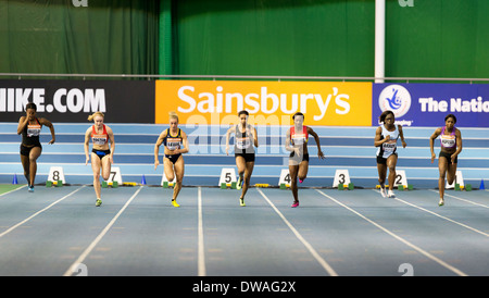 60 m Frauen Heizen 5 Sainsbury britischen Leichtathletik Hallenmasters am English Institute of Sport (EIS) Sheffield UK Stockfoto