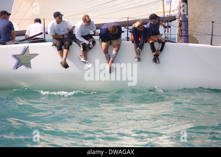 Erstklassige Boote und Segler sind jedes Jahr im Januar gezogen, um in die Acura Key West Regatta, Key West, Florida, USA konkurrieren Stockfoto