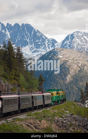 Foto des historischen White Pass Yukon Route Railroad Train, in der Nähe von Skagway, Alaska Stockfoto