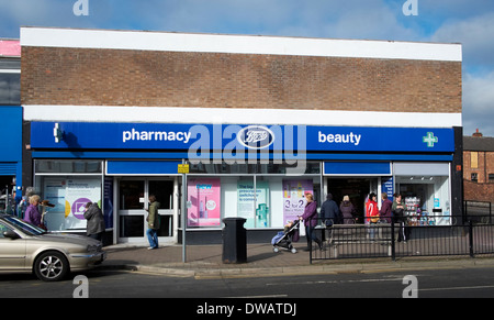 Ein Zweig der Boots Apotheke Arnold Nottingham England uk Stockfoto