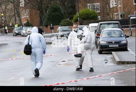 17 Jahre alten Opfer erstochen in der Nähe von ermäßigen Park North London Stockfoto