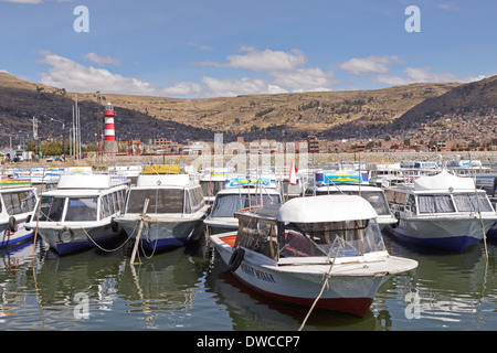 Hafen von Puno, Peru, Südamerika Stockfoto