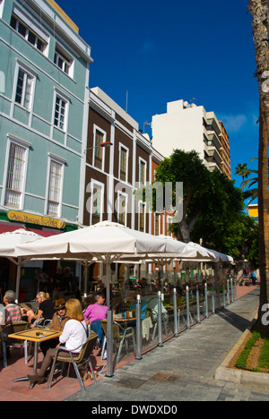 Restaurant-Terrassen, Parque Santa Catalina Park Square, Las Palmas de Gran Canaria, Kanarische Inseln, Spanien, Europa Stockfoto