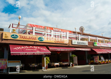 Restaurants, Yumbo Centrum, Einkaufs- und Unterhaltungsmöglichkeiten im Zentrum, Playa del Ingles, Gran Canaria Insel, Kanaren, Spanien Stockfoto