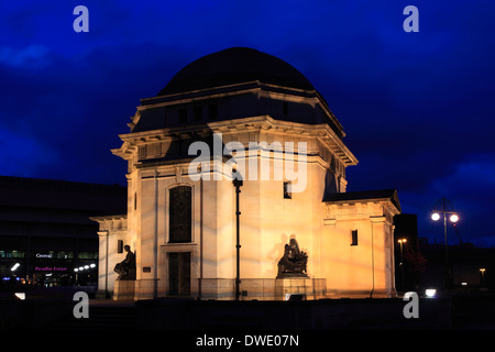 Der Hall of Memory, Centenary Square, Birmingham City, West Midlands, England, UK Stockfoto