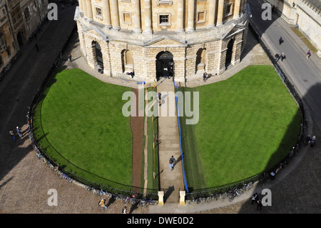 Eine Ansicht des Radcliffe Square und die kreisförmige Bibliothek, Oxford, UK Stockfoto