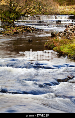 Wasserfall in Clough Fluß Garsdale Yorkshire Dales Cumbria England Stockfoto