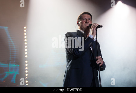 Tony Hadley live auf Chilfest 2013, Tring, Hertfordshire Stockfoto