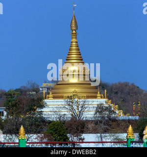 Blick von Sagaing Hügel nahe der Stadt von Sagaing in Myanmar (Burma). Stockfoto