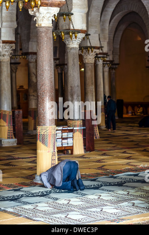 Nordafrika, Tunesien, Kairouan. Holly Stadt. Die große Moschee Sidi Okba, Weltkulturerbe der Unesco. Heiliger Ort des Islam. Stockfoto