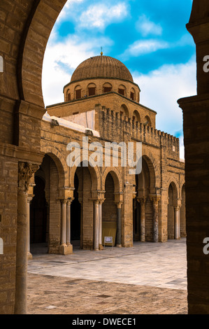 Nordafrika, Tunesien, Kairouan. Holly Stadt. Die große Moschee Sidi Okba, Weltkulturerbe der Unesco. Heiliger Ort des Islam. Stockfoto