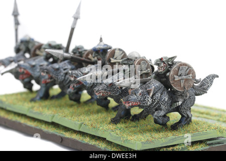 Goblin Wolf Reiter mit Speer und Schild bewaffnet. Stockfoto