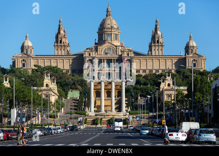 Der Nationalpalast (Museu National d ' Art de Catalunya) in den Montjuic Viertel von Barcelona in der Region Katalonien in Spanien. Stockfoto