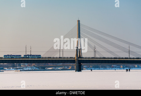 Riga – Kulturhauptstadt Europas 2014. Brücken von Riga. Stockfoto