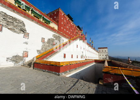 Putuo Zongcheng Tempel. Treppe auf den Red-Palace Provinz Hebei, Chengde, China. Stockfoto