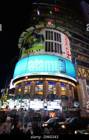 New York City, USA. 6. März 2014. Times Square bei Nacht in New York City, USA, 6. März 2014. Foto: Felix Hoerhager/Dpa/Alamy Live News Stockfoto