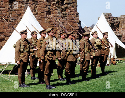 1. Weltkrieg, britische Soldaten, 1914-1918, Reenactment WW1 ersten großen Soldaten einheitliche Uniformen England UK Lager Stockfoto