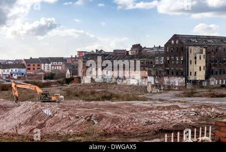 ABRISS. Die ehemalige Royal Doulton China Fabrik abgerissen In Nile Street Burslem Stoke On Trent Stockfoto