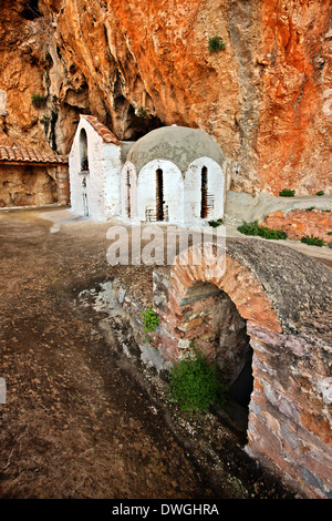 Das byzantinische Kloster Agios Demetrios (Avgo), Ermionida Gemeinde, Argolis (Argolis), Peloponnes, Griechenland. Stockfoto