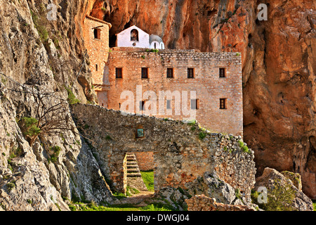 Das byzantinische Kloster Agios Demetrios (Avgo), Ermionida Gemeinde, Argolis (Argolis), Peloponnes, Griechenland. Stockfoto