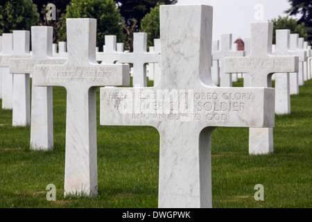 Grab des unbekannten Soldaten auf dem amerikanischen Friedhof in der Vallée De La Somme im Großraum Le Nord & Picardie Frankreich Stockfoto