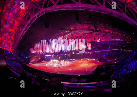 Sotschi, Russland. 7. März 2014. Die Eröffnungsfeier der 11. Paralympischen Winterspiele in Sotschi im Fisht Stadion. Bildnachweis: Mauro Ujetto/NurPhoto/ZUMAPRESS.com/Alamy Live-Nachrichten Stockfoto