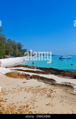 Der Strand von Ao Phai Bucht auf Ko Samet Insel, Thailand Stockfoto