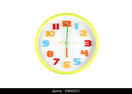 Bunte Uhr in Zeit von 06:00 auf weißem Hintergrund zu erzählen. Stockfoto