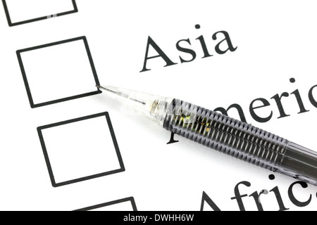 Closeup mechanischen Bleistift Punkt Checkbox in Asien Text. Stockfoto