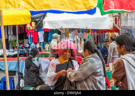 Otavalo Markt Stockfoto