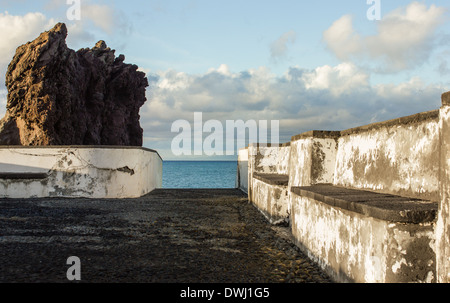 Ponta Sol alte Werft, auf der Insel Madeira, während des Sonnenaufgangs. Stockfoto