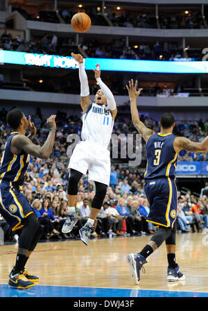 Dallas, Texas, USA. 9. März 2014. 9. März 2014: Dallas Mavericks shooting Guard Monta Ellis #11 bei einem NBA-Spiel zwischen den Indiana Pacers und den Dallas Mavericks das American Airlines Center in Dallas, TX Dallas besiegt Indiana 105-94 Credit: Cal Sport Media/Alamy Live News Stockfoto