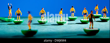 Nahaufnahme der Spieler in der Lage Fußballspiel. Stockfoto