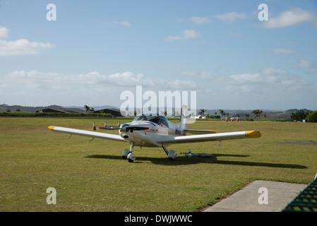 Leichtflugzeuge am Bay of Islands Flughafen Kerikeri Neuseeland Stockfoto