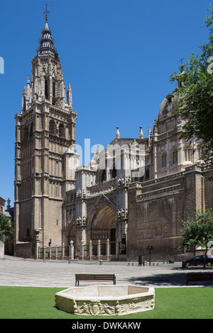 Die Kathedrale in der Stadt von Toledo in der Region La Mancha in Zentralspanien. Stockfoto