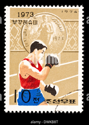 Briefmarke aus Nordkorea, die Darstellung eines Boxers Stockfoto