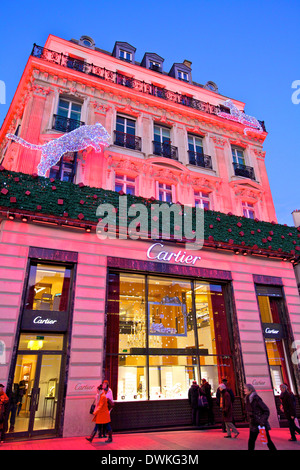 Cartier-Shop mit Weihnachten Dekorationen, Avenue des Champs-Elysées, Paris, Frankreich, Europa Stockfoto