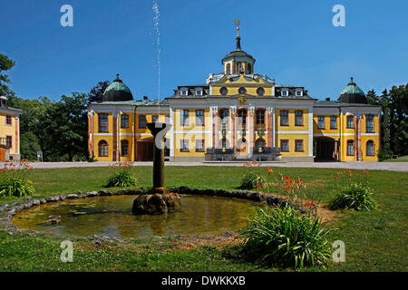 Schloss Belvedere, wurde zwischen 1724 und 1732 im barocken Stil mit einer Orangerie, in der Nähe eine herzogliche Jagdrevier Süd-östlich von Weimar, Stadtkreis, Thüringen, Schloss Belvedere, Süd-östlich von Weimar errichtet. Stockfoto