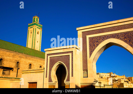 Moschee R'Cif, R'Cif-Platz (Platz Er-Rsif), Fez, Marokko, Nordafrika, Afrika Stockfoto