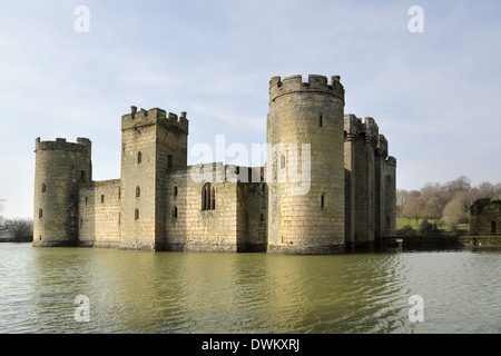 Das 14. Jahrhundert Wasserschloss schloss Bodium in East Sussex Stockfoto