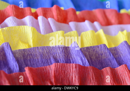 Regenbogen Krepp-Streamer Dekoration für St. Patrick es Tag Stockfoto