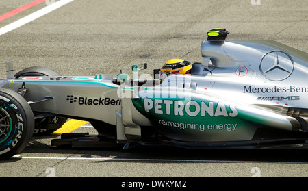 Lewis Hamilton wartet auf die Lichter beim Formel 1 Grand Prix von Großbritannien 2013, Silverstone, Northamptonshire, England, Großbritannien. Stockfoto