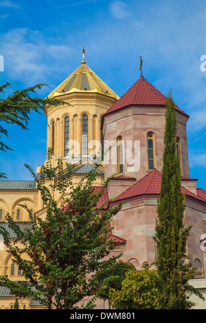 Taminda Sameba Kathedrale (Kathedrale der Heiligen Dreifaltigkeit), Tiflis (Tbilissi), Georgien, Kaukasus, Zentralasien Stockfoto