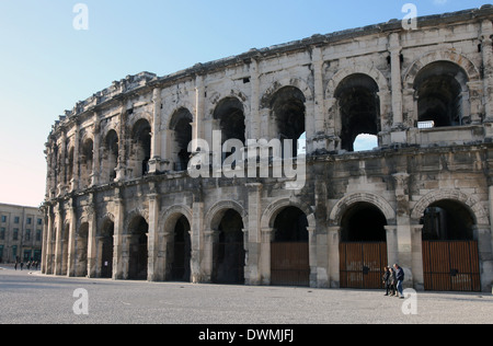 Römisches Amphitheater, Nimes, Gard, Languedoc-Roussillon, Frankreich, Europa Stockfoto