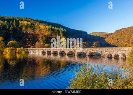 Position Ddu Viadukt und Reservoir, Elan-Tal, Powys, Mitte Wales, Vereinigtes Königreich, Europa Stockfoto