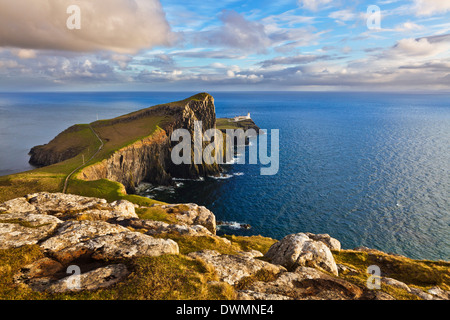 Landschaftlich Punkt und Leuchtturm, Isle Of Skye, innere Hebriden, Highland und Inseln, Schottland, Vereinigtes Königreich, Europa Stockfoto