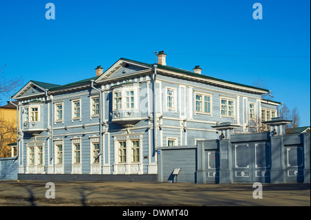 Holzarchitektur, das Haus der Dekabristen Volkonskii, Irkustsk, Sibirien, Russland, Eurasia Stockfoto