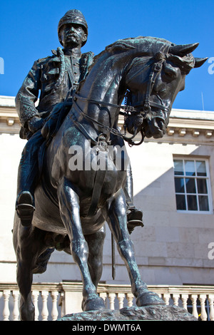 Statue von Field Marshall Frederick Sleigh Roberts befindet sich im Horseguards Parade in London. Stockfoto